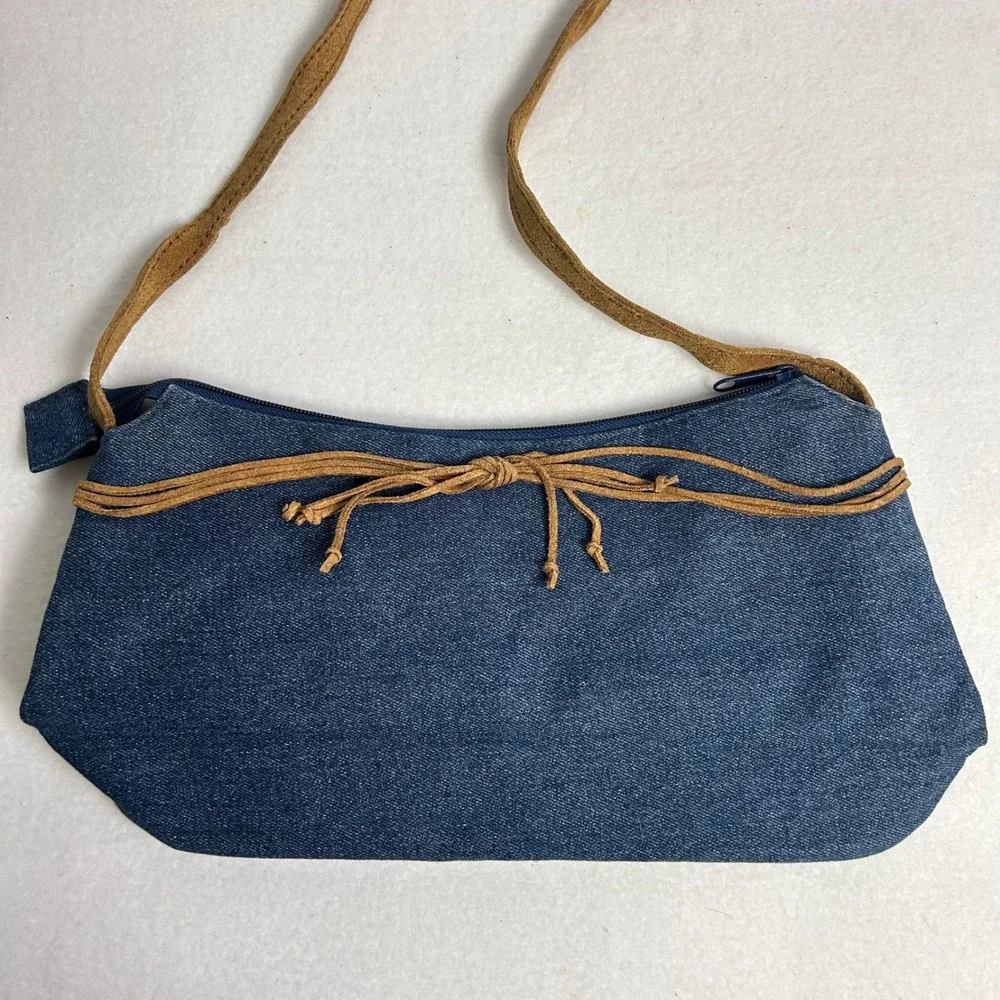 Capelli of New York designed zippered